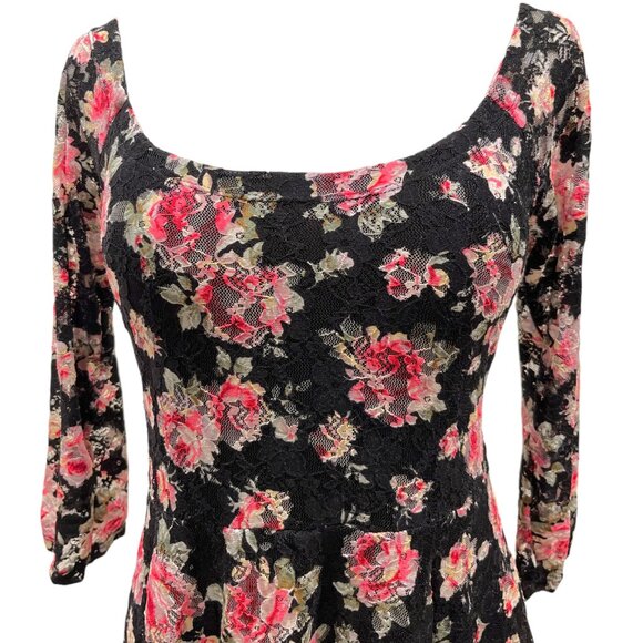 Betsey Johnson Flower Stretch Lace Skater Dress NWT - Picture 4 of 8